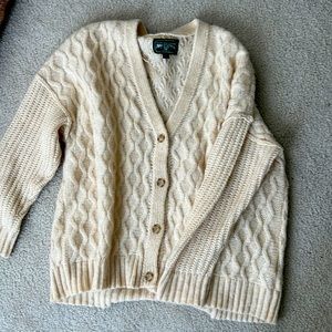 Medium cream colored American Eagle cardigan
